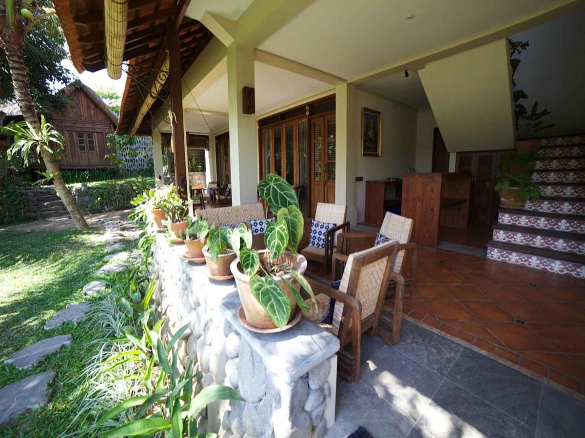 Omah Apik Hotell Ubud Rum bild
